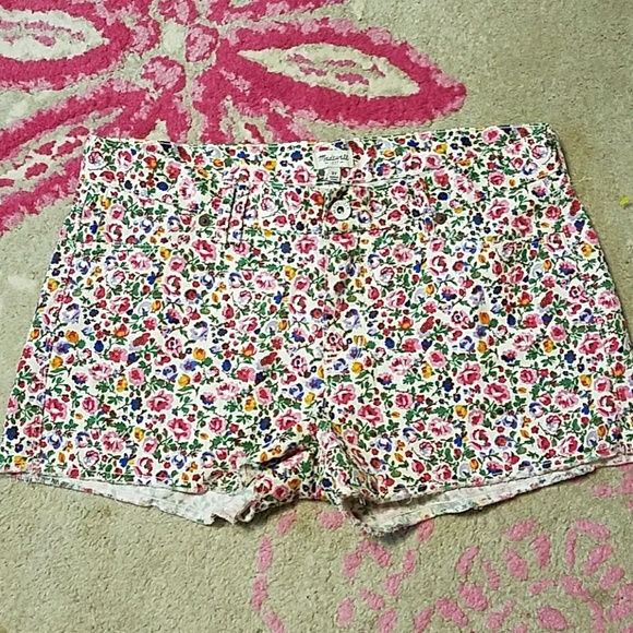 Madewell Floral Denim Cutoff Shorts - Picture 3 of 6